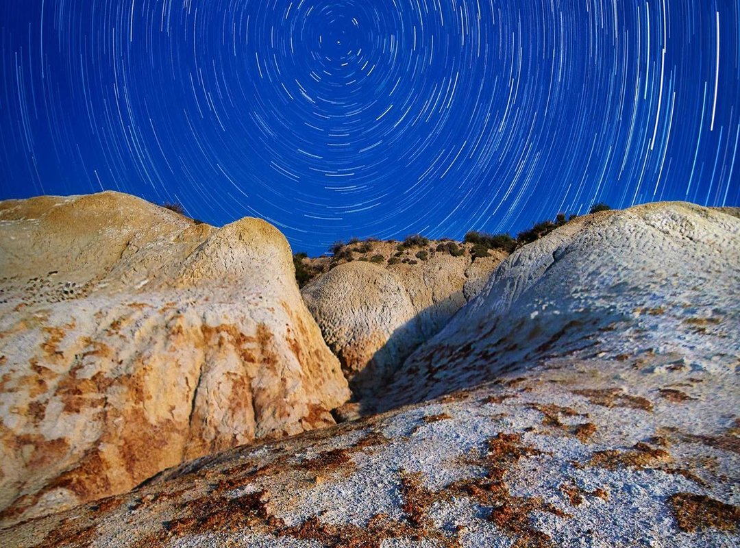 How to Set Your Galee Galee Wallpaper on Any Phone (iOS & Android)