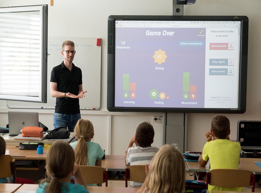 real-time feedback games